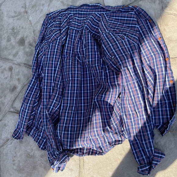 SUPERDRY NEW YORK BUTTON UP. CONDITION IS USED. SZ XXL. - Picture 2 of 3
